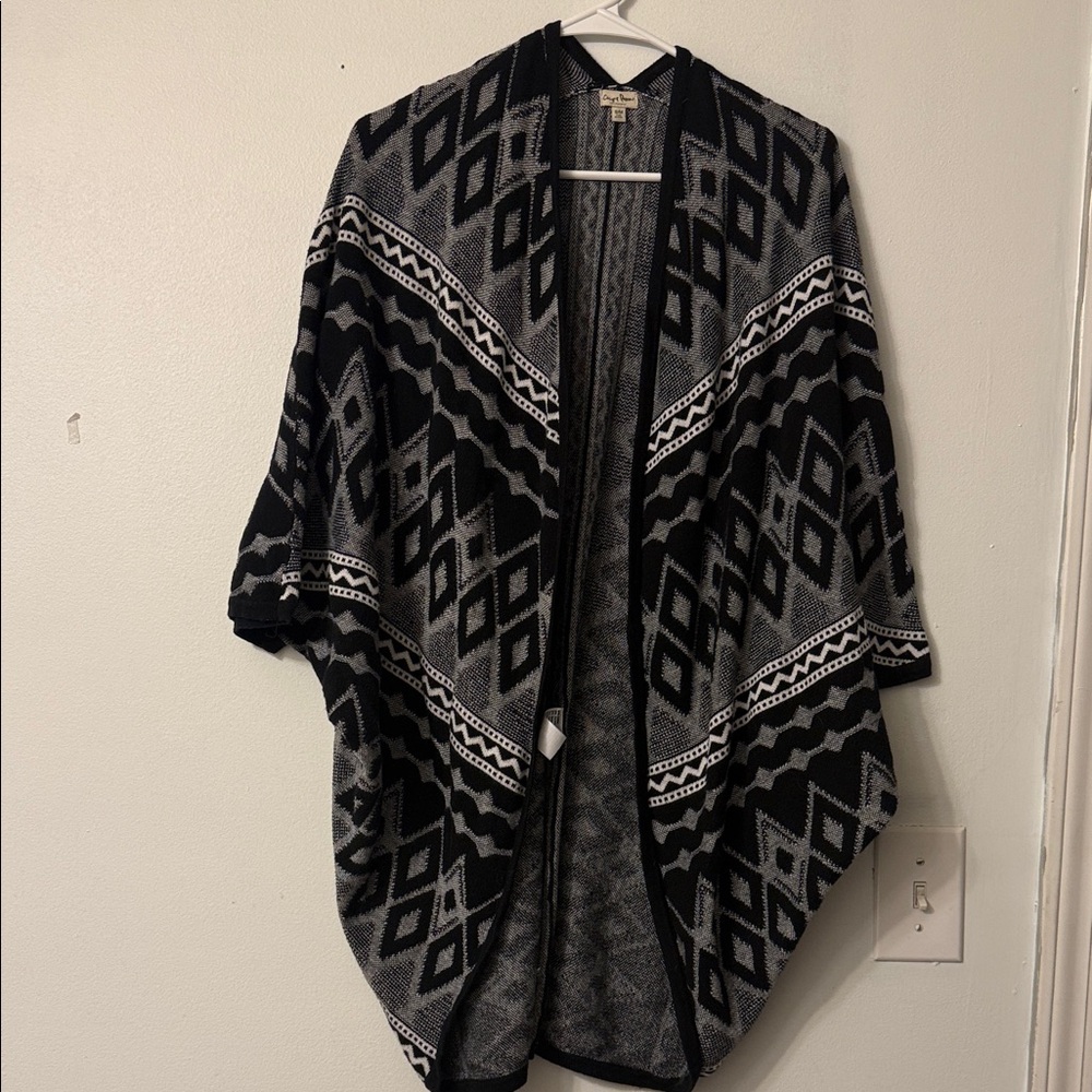 Chip & Pepper Black and White Knit Cardigan